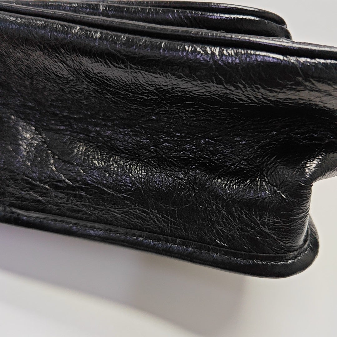 NIKI Medium Chevron Calfskin Black
