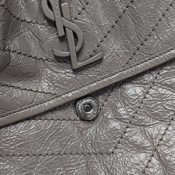 NIKI Medium Chevron Calfskin Gray