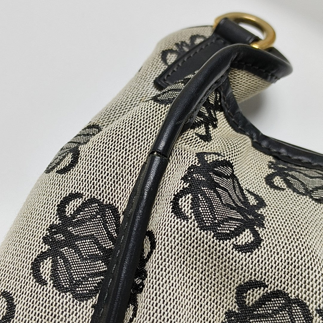 Monogram Canvas Gray