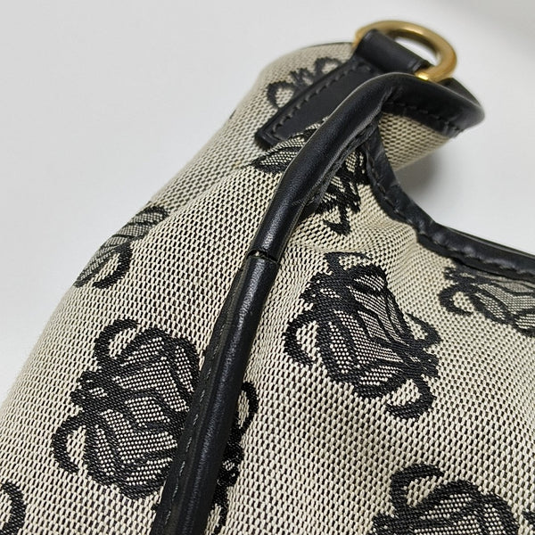 Monogram Canvas Gray