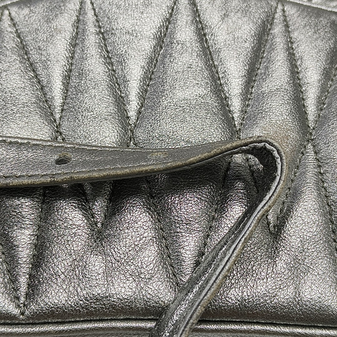Two-Tone Waist Bag Quilted Lambskin Silver