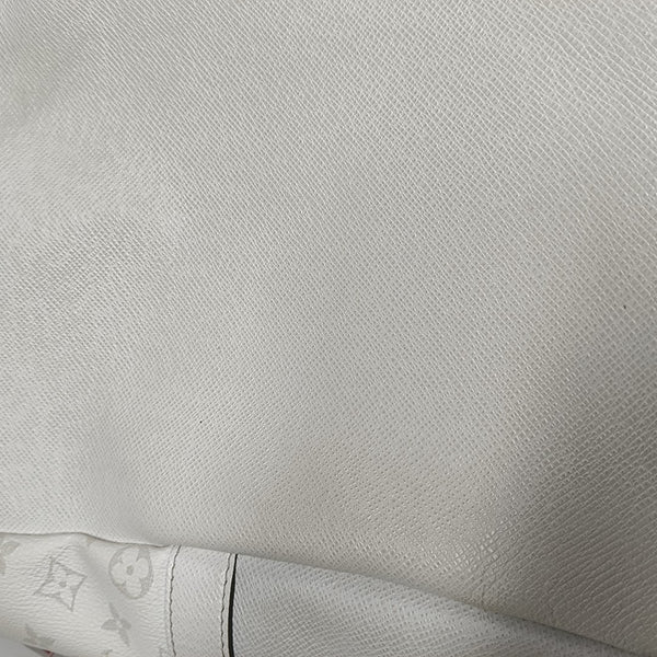 DISCOVERY PM Monogram Calfskin White