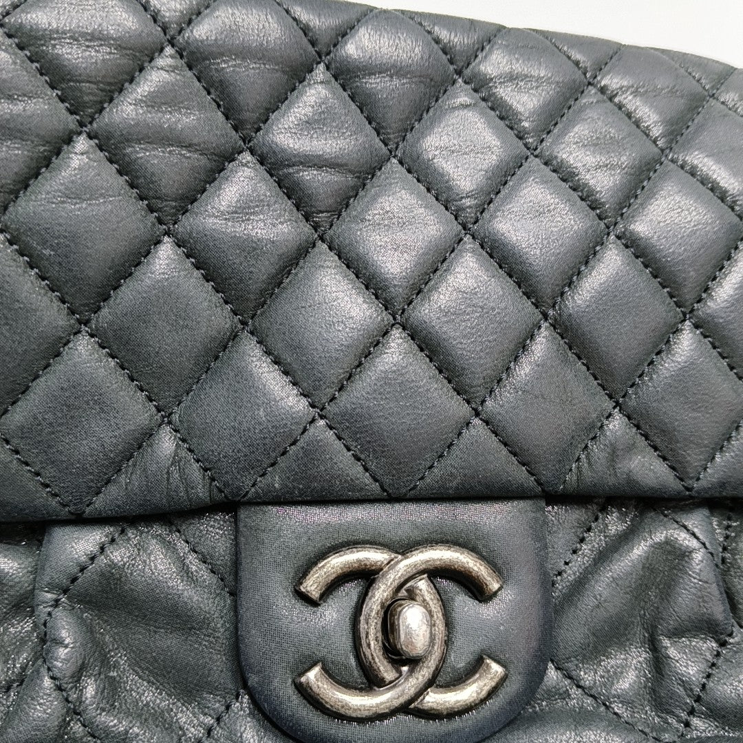 Quilted Calfskin Shoulder Bag Green