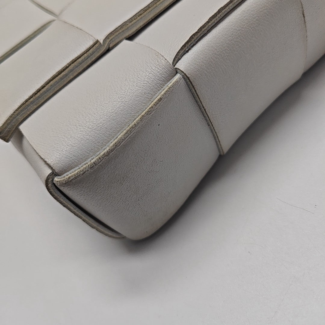 Cassette Medium Calfskin White