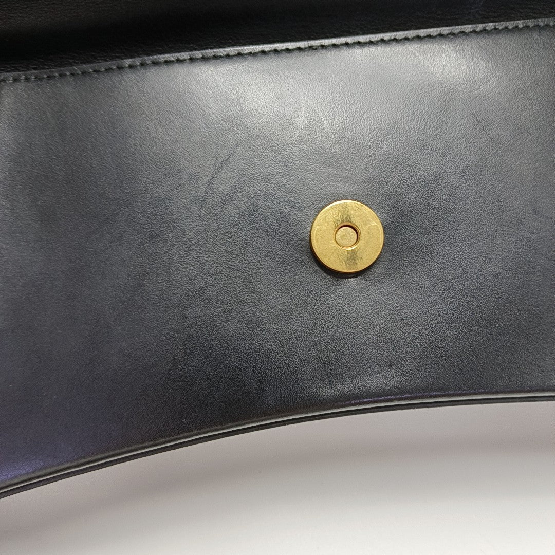 Hourglass Calfskin Black