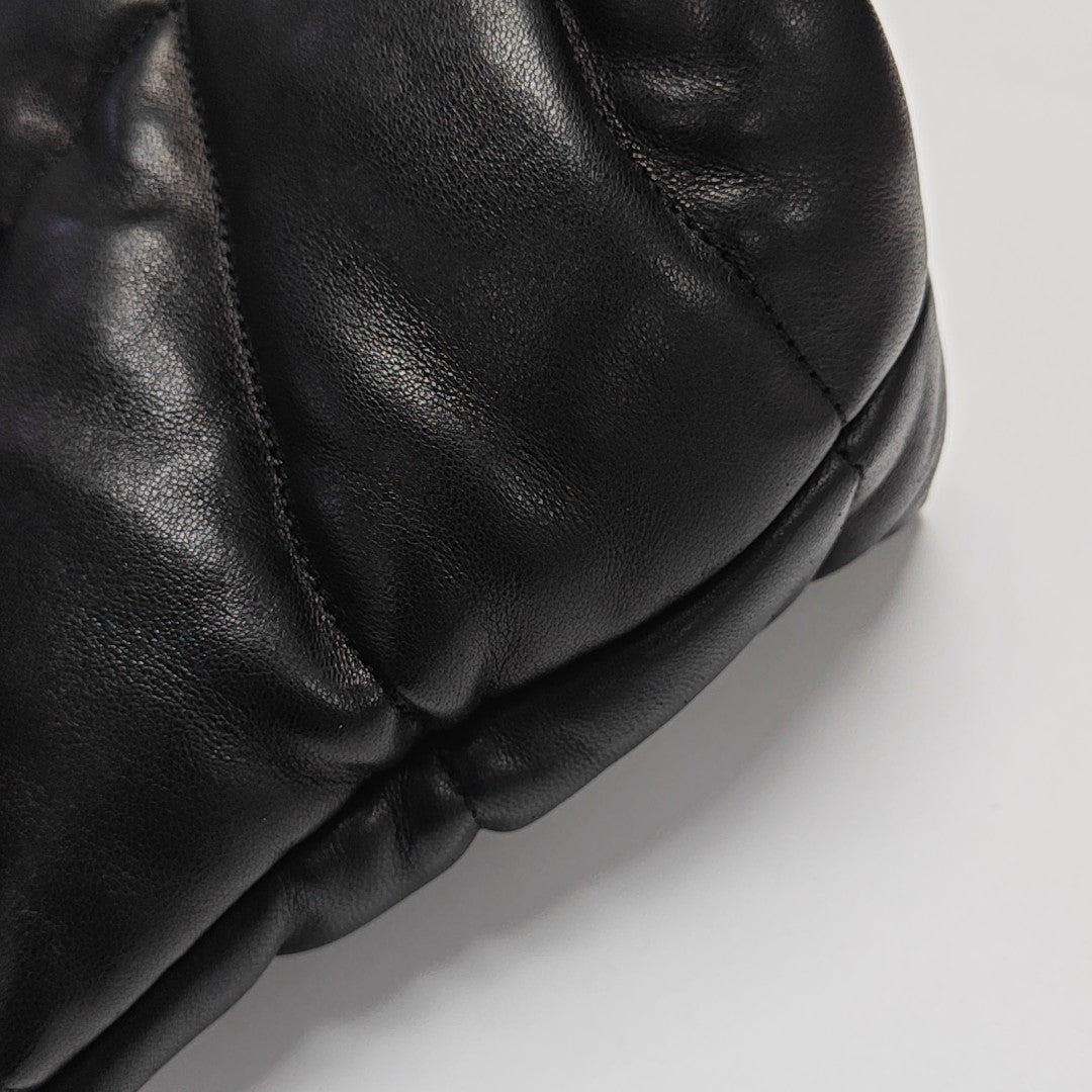 PUFFER Medium Chevron Lambskin Black