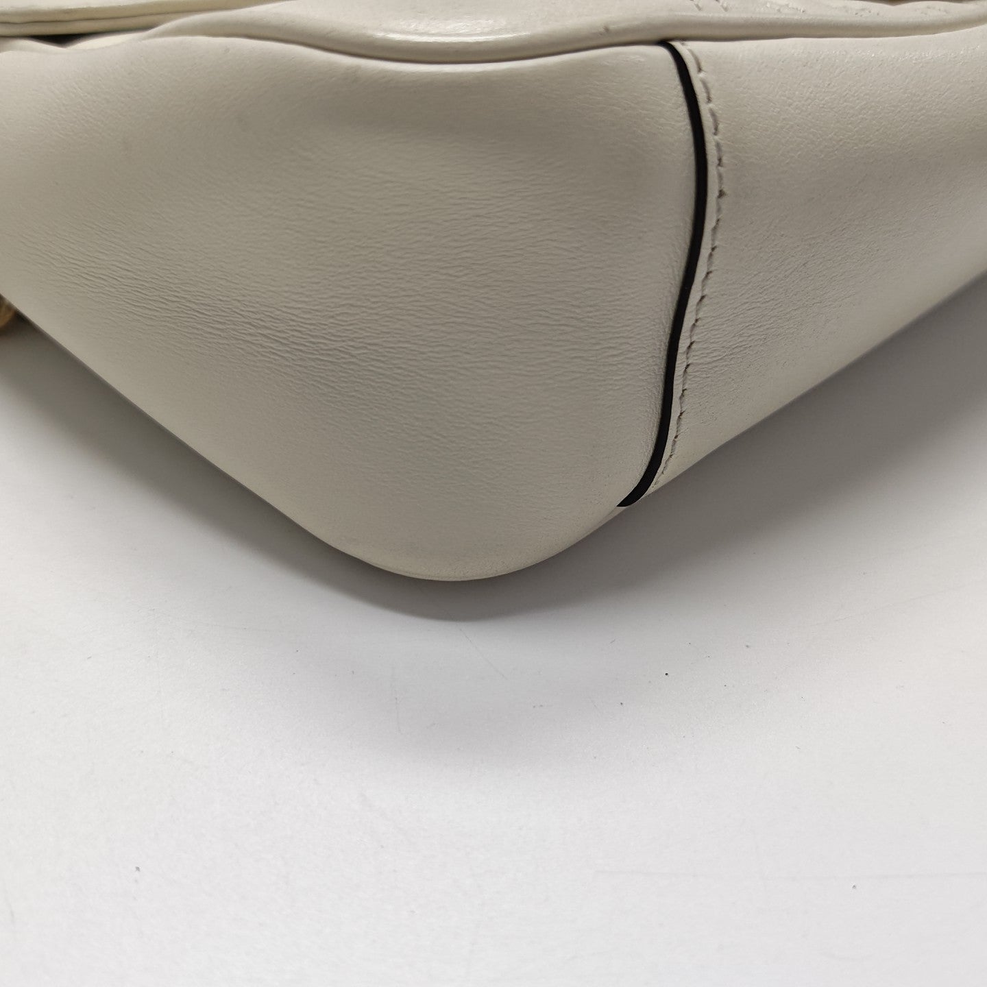 GG Marmont Medium Quilted Calfskin White