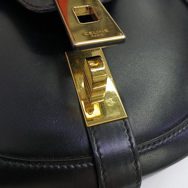 16 Small Calfskin Black