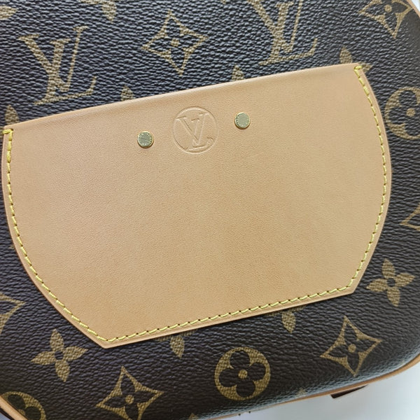 BOITE CHAPEAU MM Monogram Coated Canvas Brown