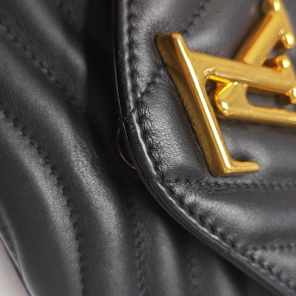 NEW WAVE PM Quilted Calfskin Black