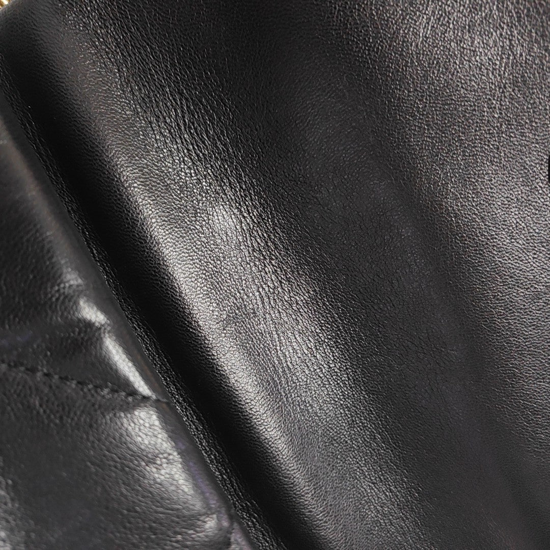 CHANEL 19 Small Quilted Lambskin Black