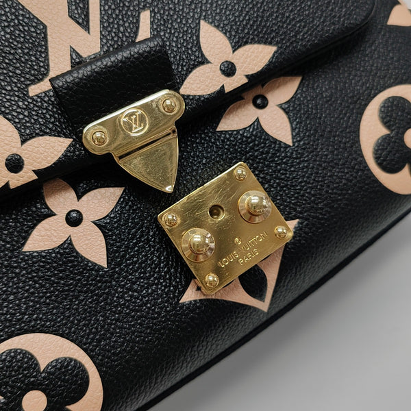 MADELEINE Monogram Calfskin Black