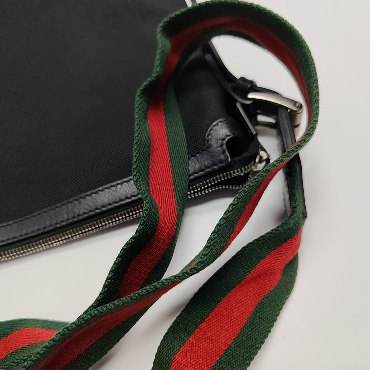 Canvas Black