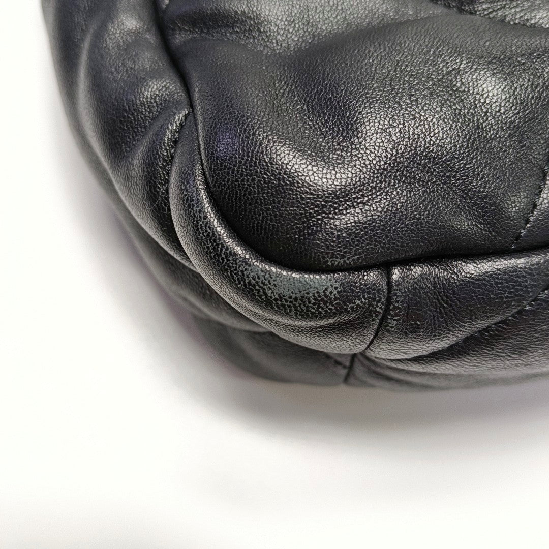 CHANEL 19 Small Quilted Lambskin Black