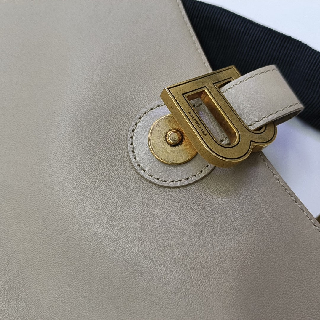 Downtown Small Calfskin Beige