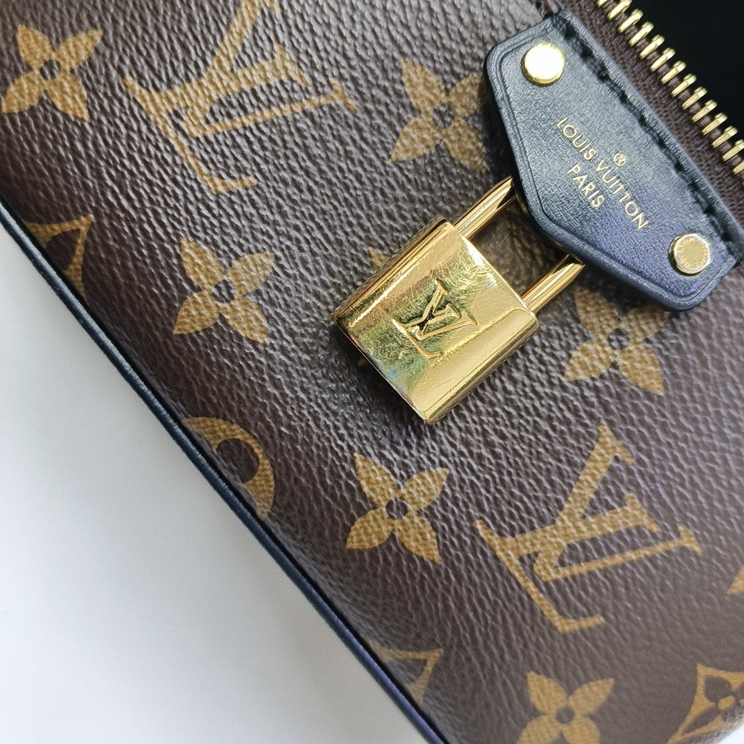 Vanity Chain Pouch Monogram Coated Canvas Brown