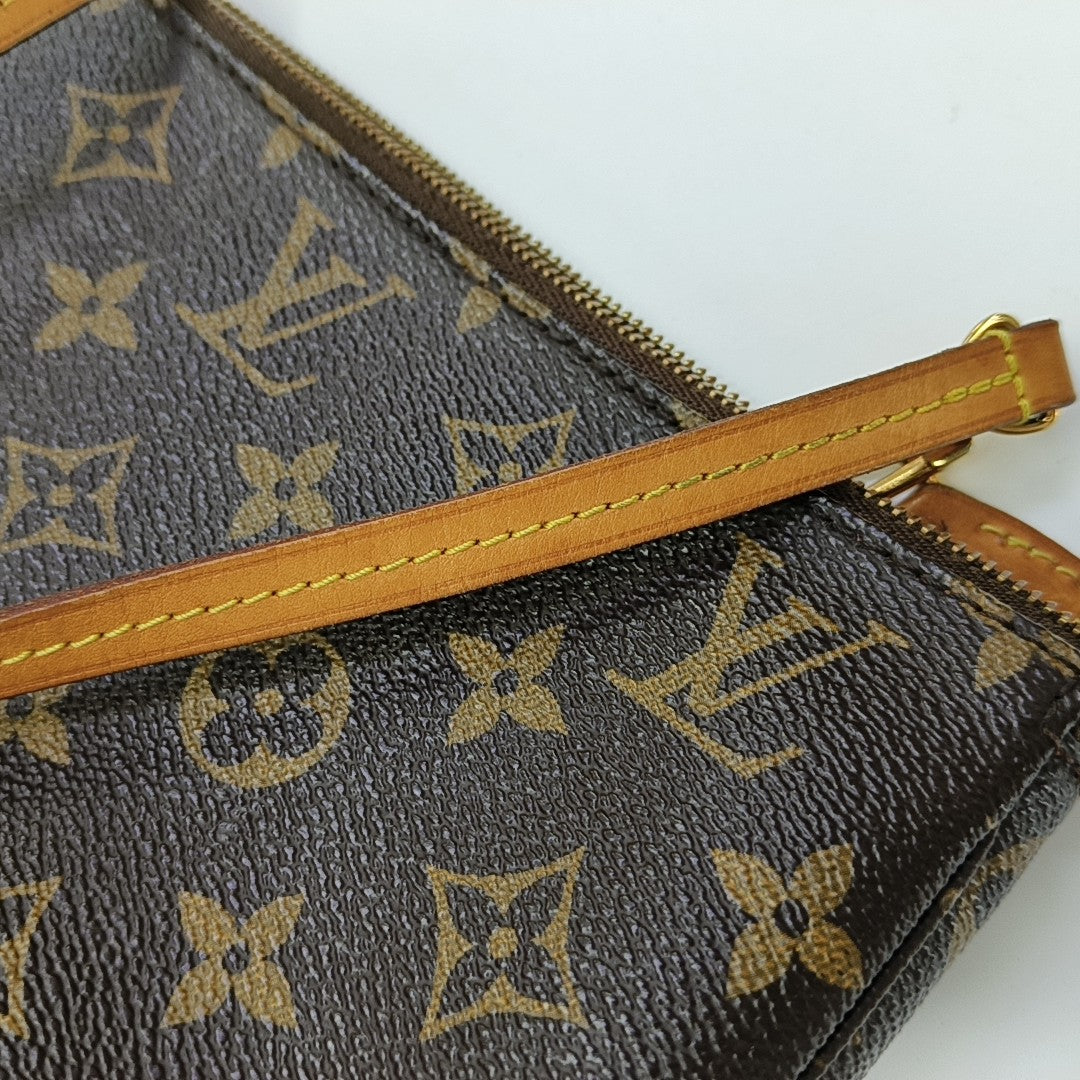 ACCESSOIRES GM Monogram Coated Canvas Brown