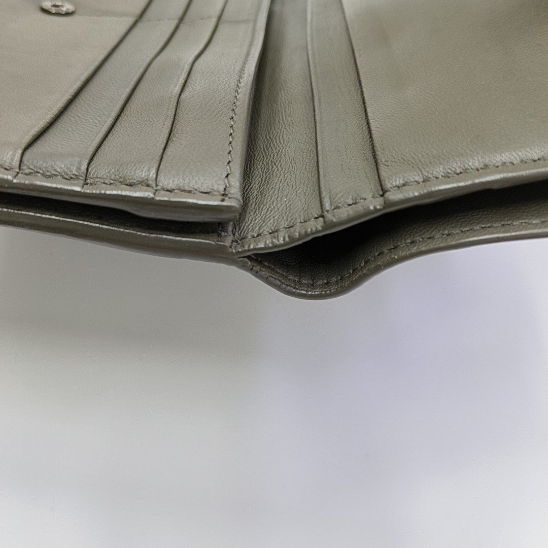 Lambskin Wallet Gray