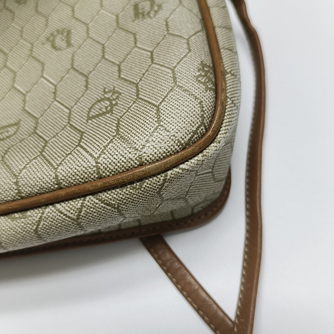 Vintage Honeycomb Coated Canvas Beige