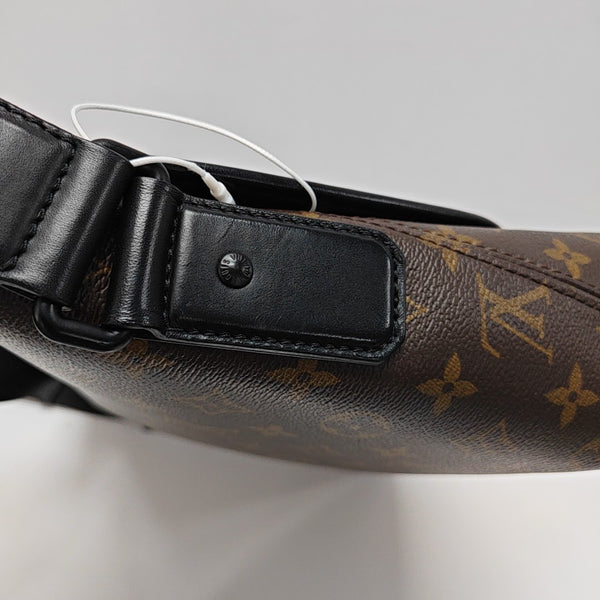 MAGNETIC Monogram Coated Canvas Brown