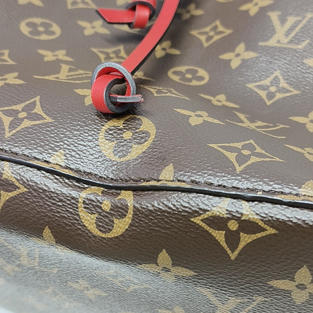 NÉONOÉ MM Monogram Coated Canvas Brown
