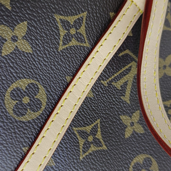 SQUIRE EAST WEST Monogram Coated Canvas Brown