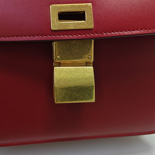 CLASSIC BOX Medium Calfskin Red
