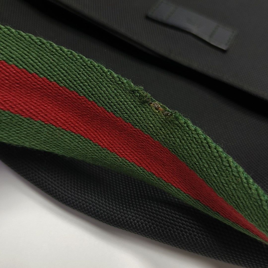Messenger Fabric Black