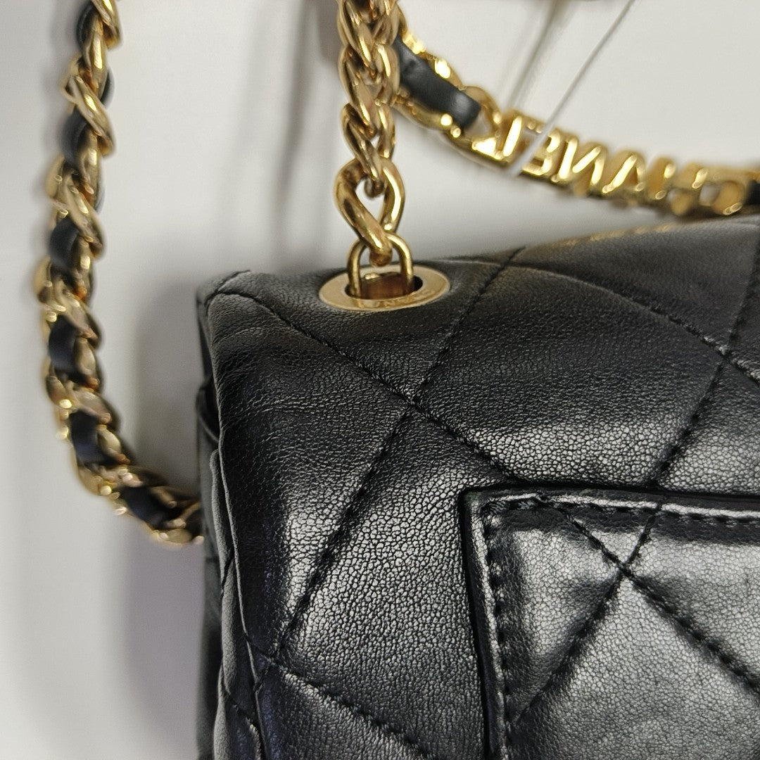 CLASSIC FLAP Mini Quilted Lambskin Black