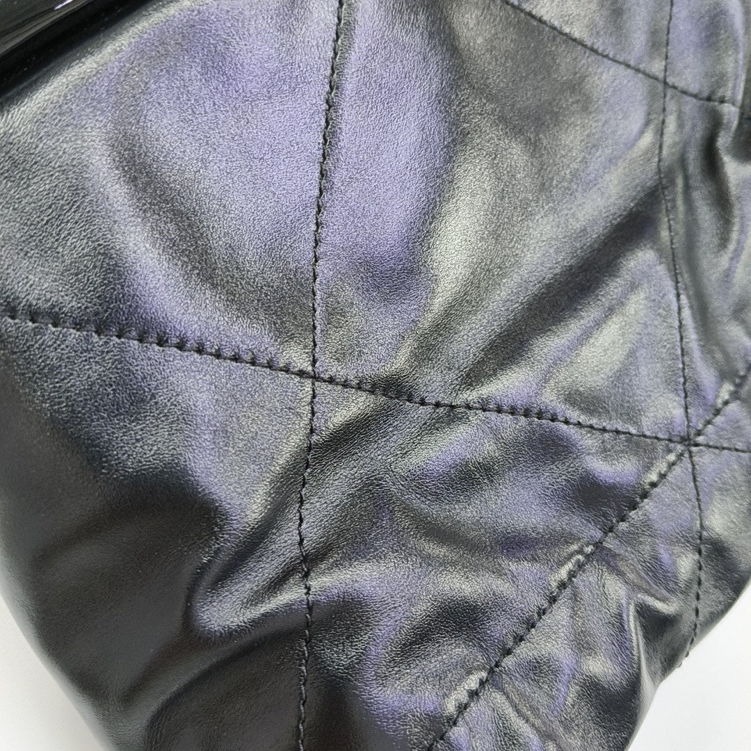 CHANEL 22 Mini Quilted Calfskin Black