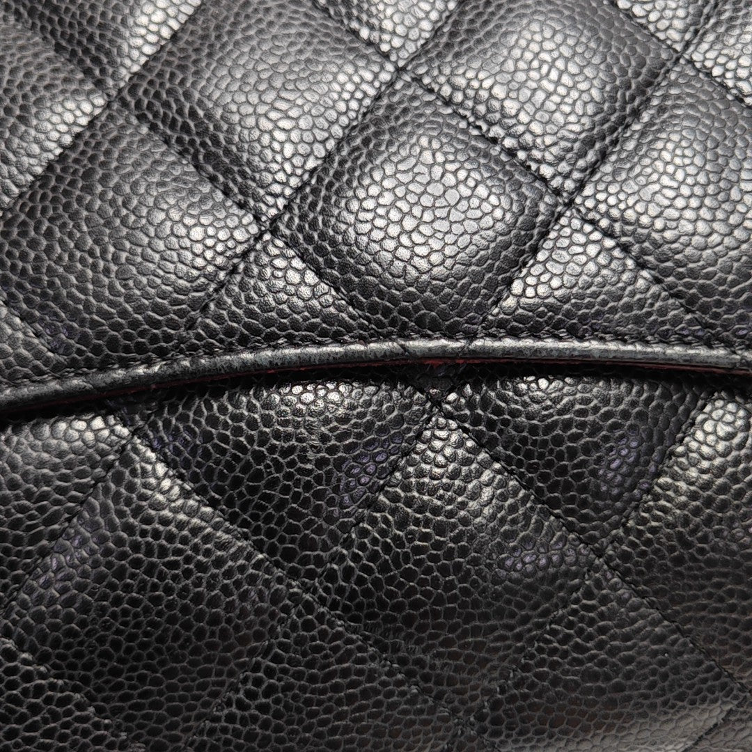 CLASSIC FLAP Jumbo Quilted Grained Calfskin Black