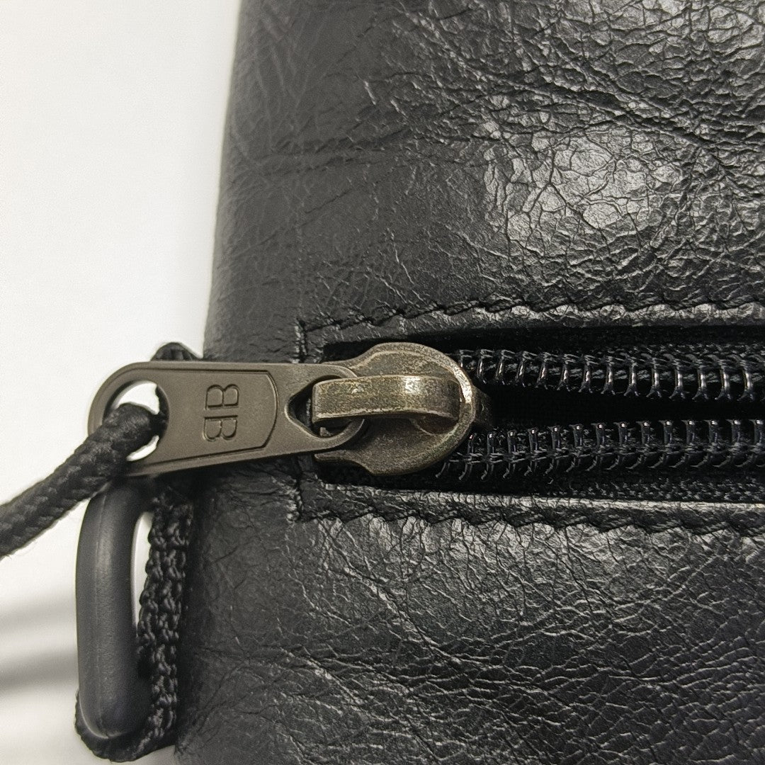 Weekend Calfskin Black