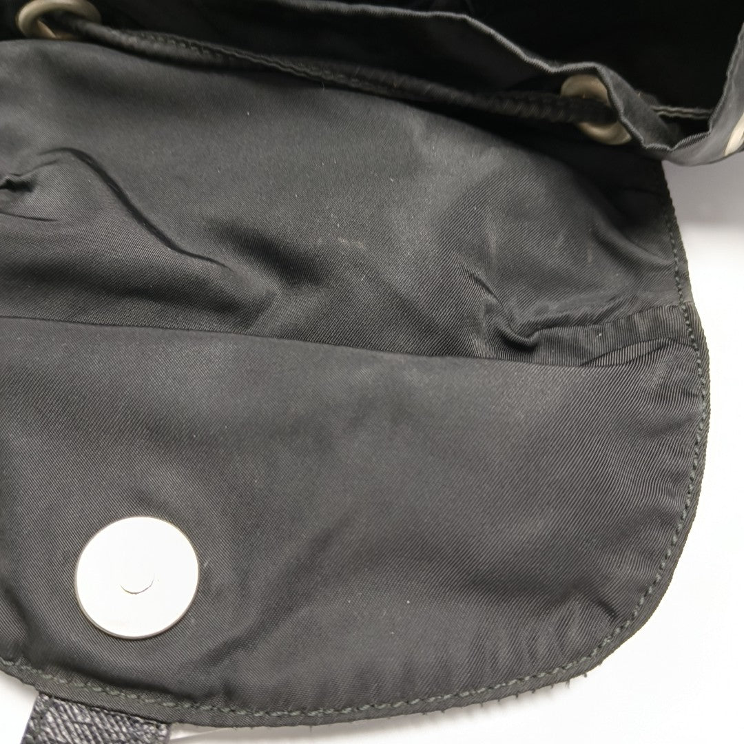 Vela Nylon Black