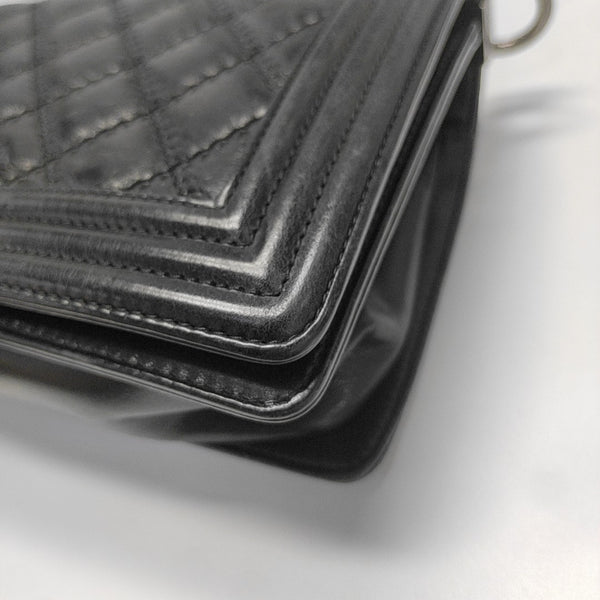 BOY CHANEL Medium Quilted Calfskin Black