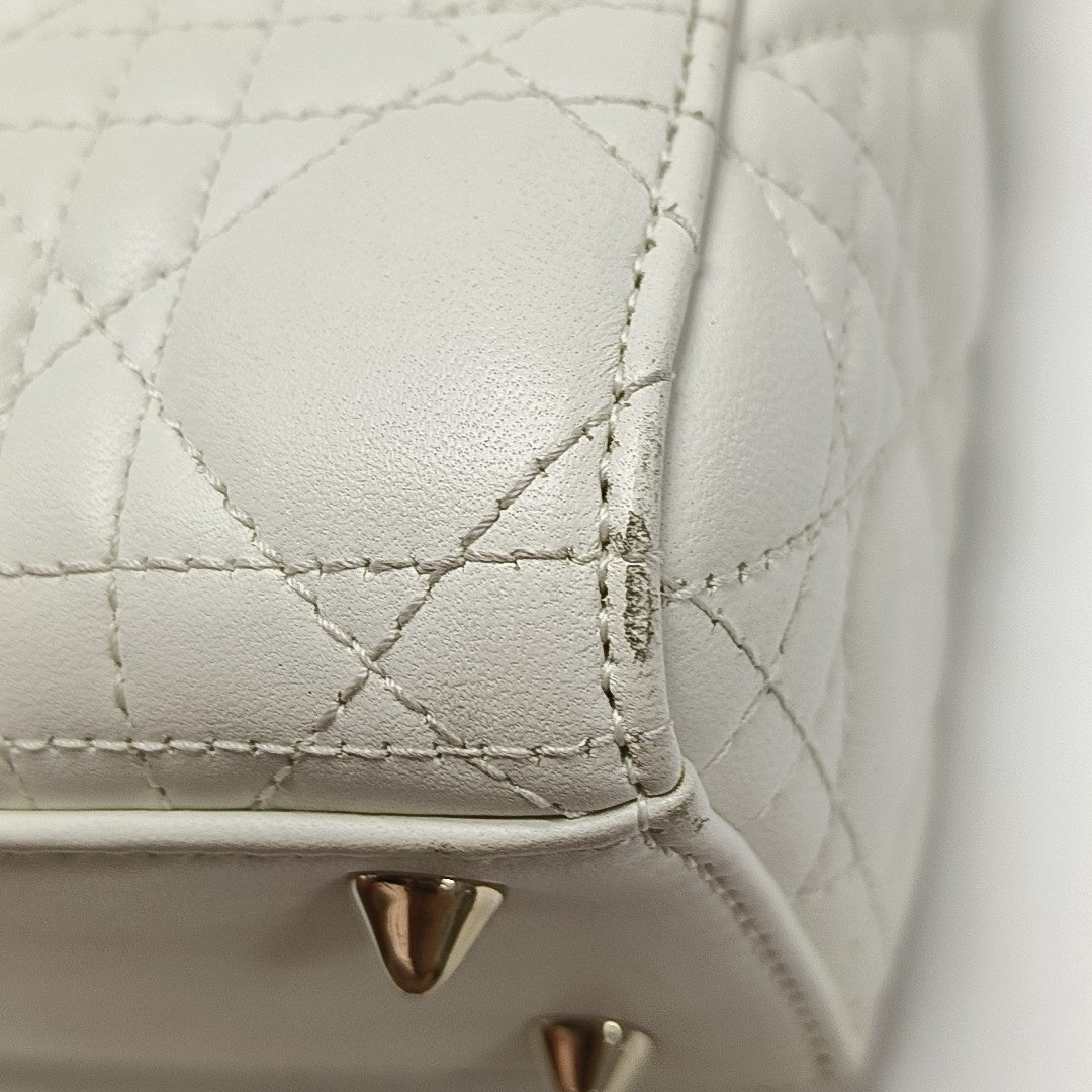 Lady Dior Cannage Piel de Cordero Blanco