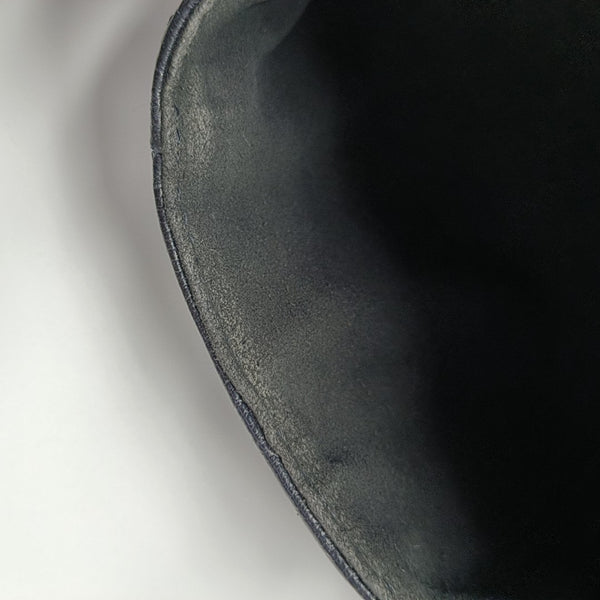 FAVORITE Calfskin Black