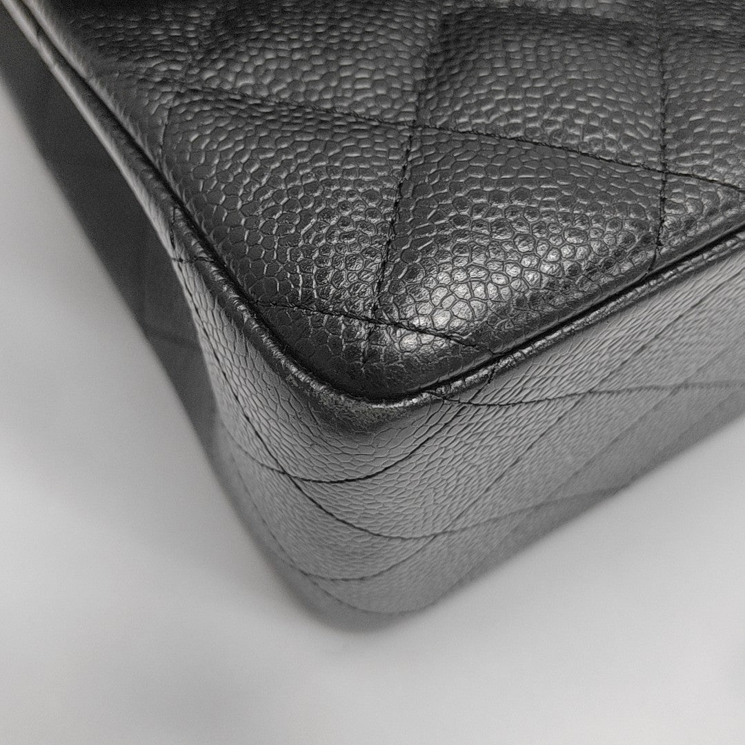 CLASSIC FLAP Jumbo Quilted Grained Calfskin Black