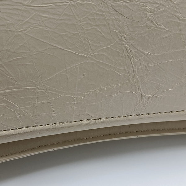 Crush Medium Quilted Calfskin Beige