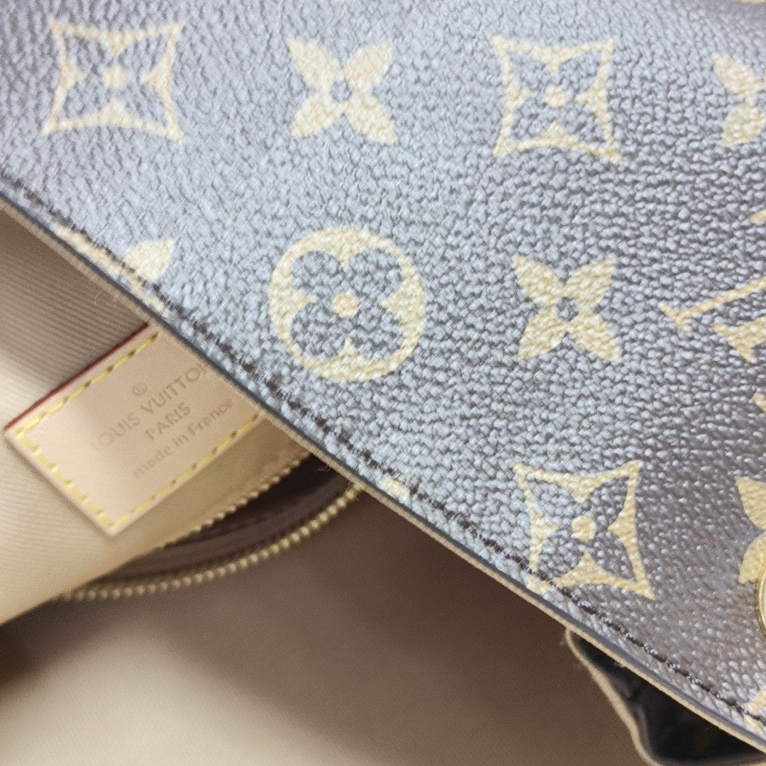 GRACEFUL TPM Monogram Coated Canvas Brown