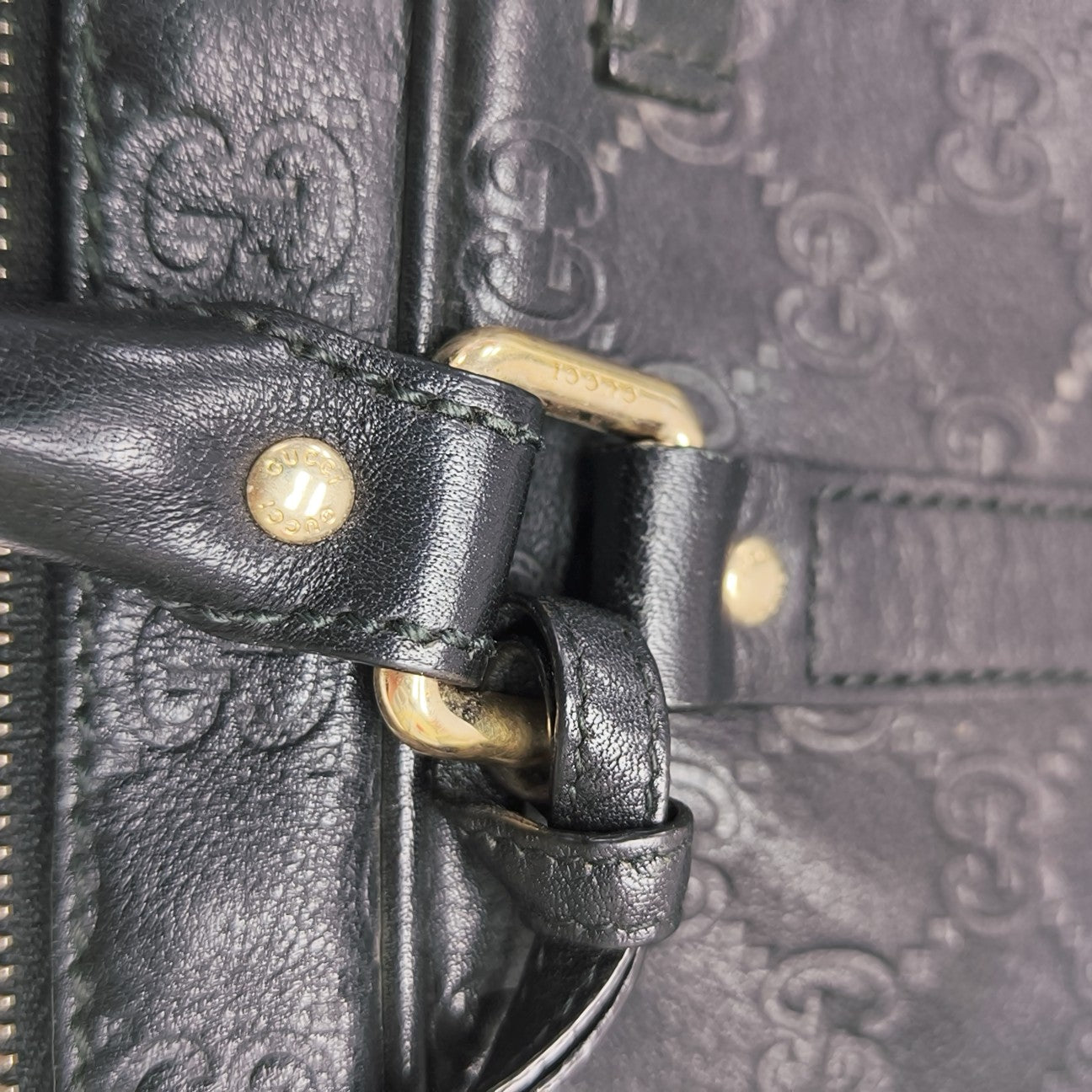 Signature Calfskin Black