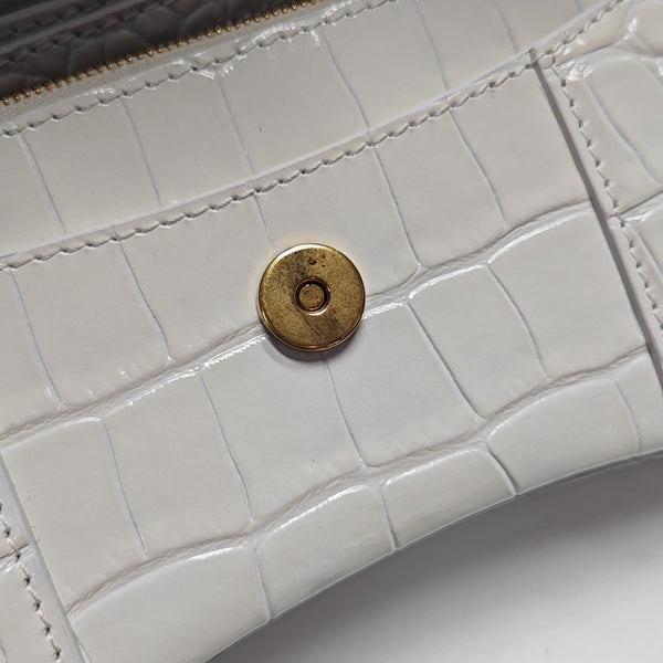 Hourglass Wallet On Chain Mini Calfskin White