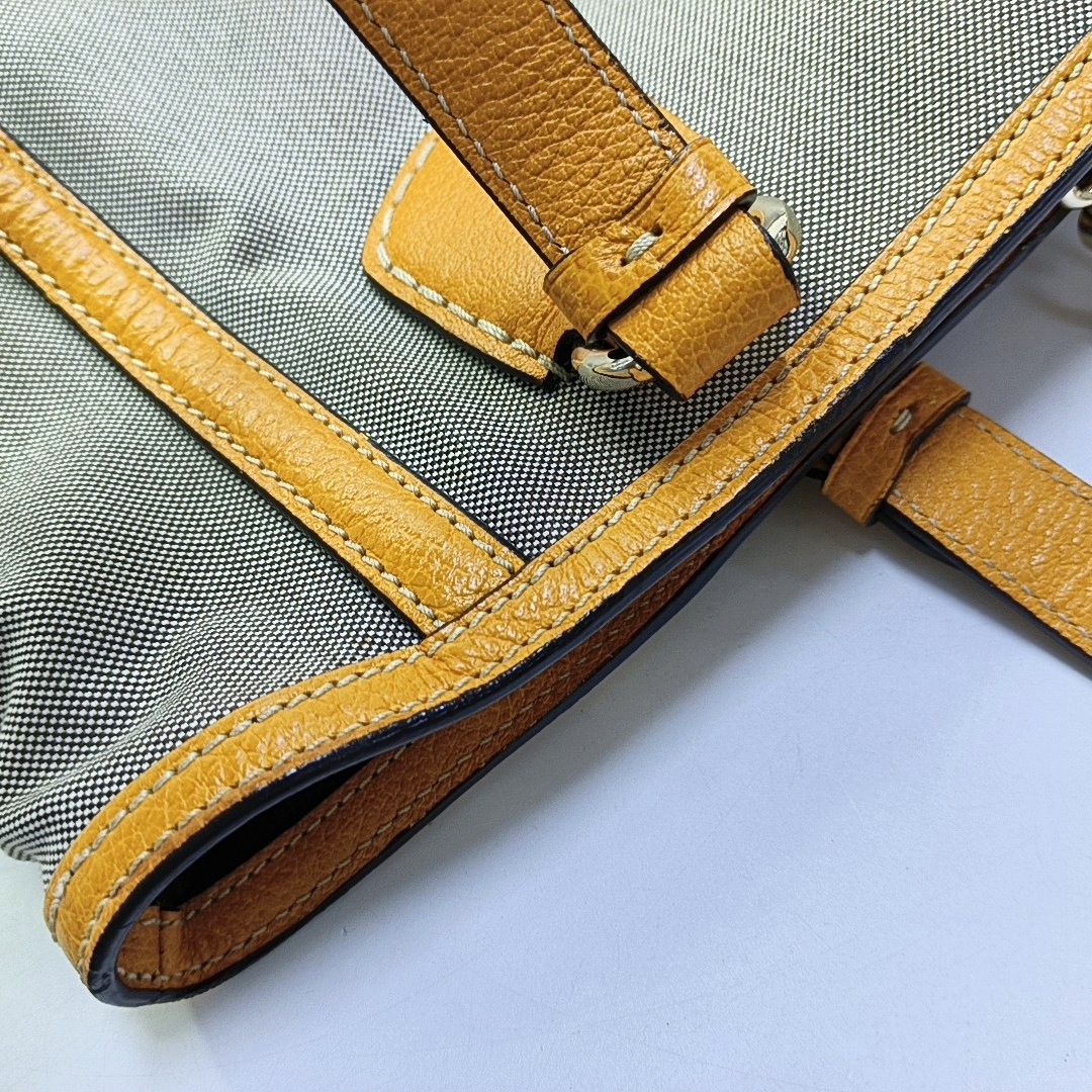 Canvas Gray