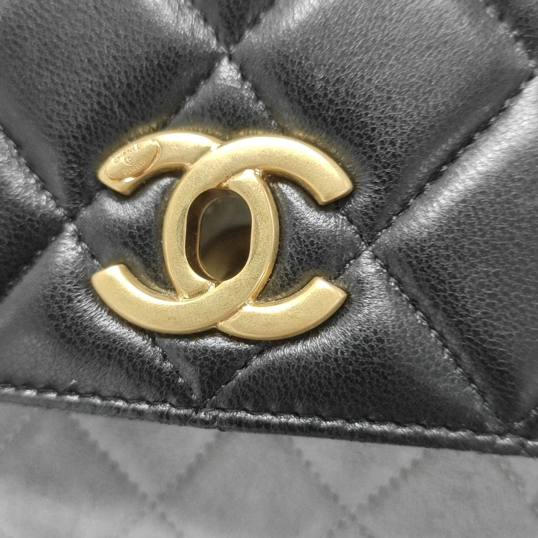 BIJOUX FLAP Quilted Suede Gray