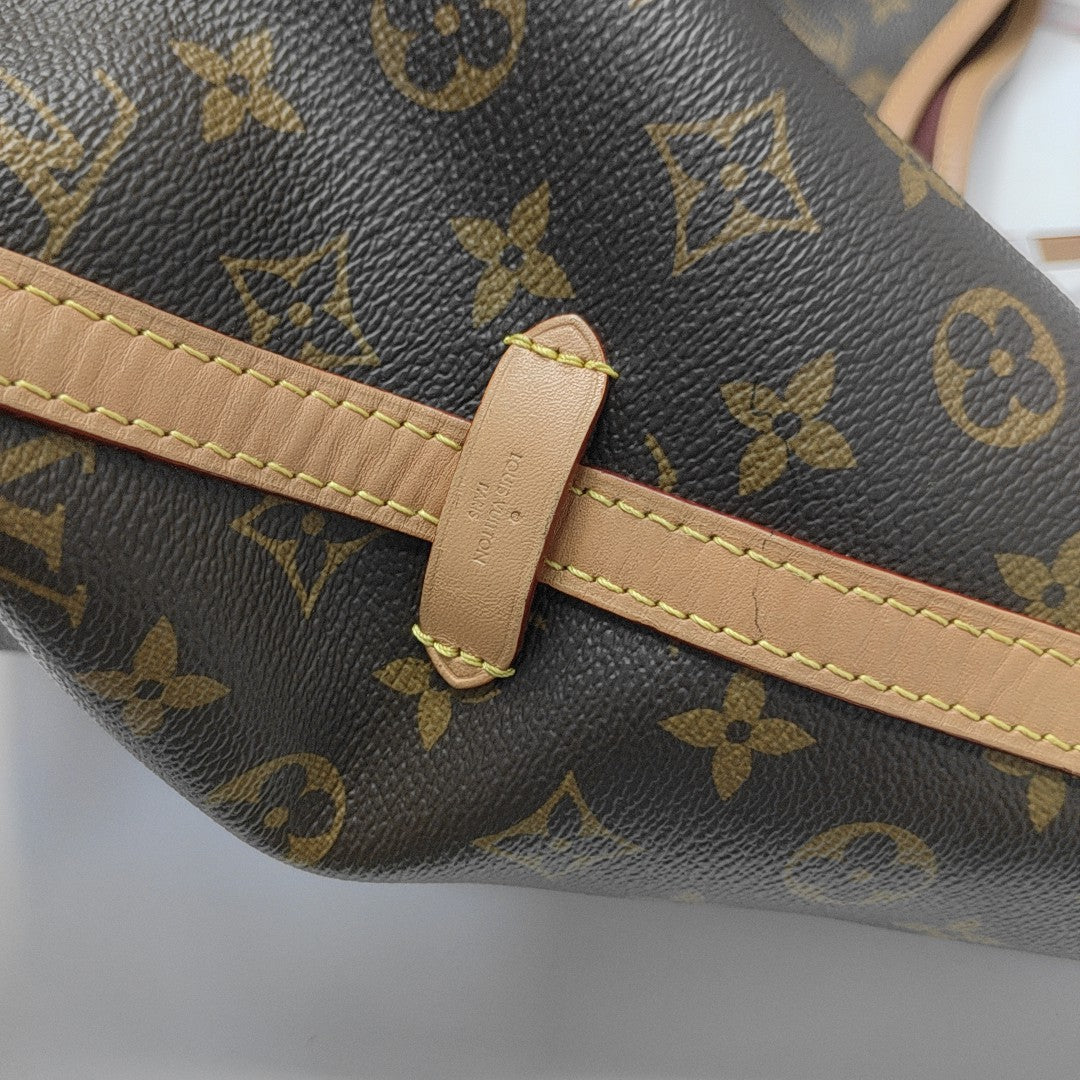 CARRYALL MM Monogram Coated Canvas Brown