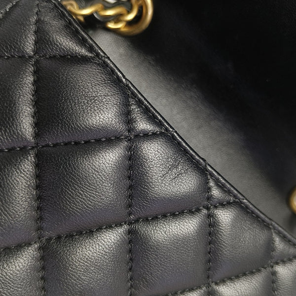 CLASSIC FLAP Mini Quilted Lambskin Black