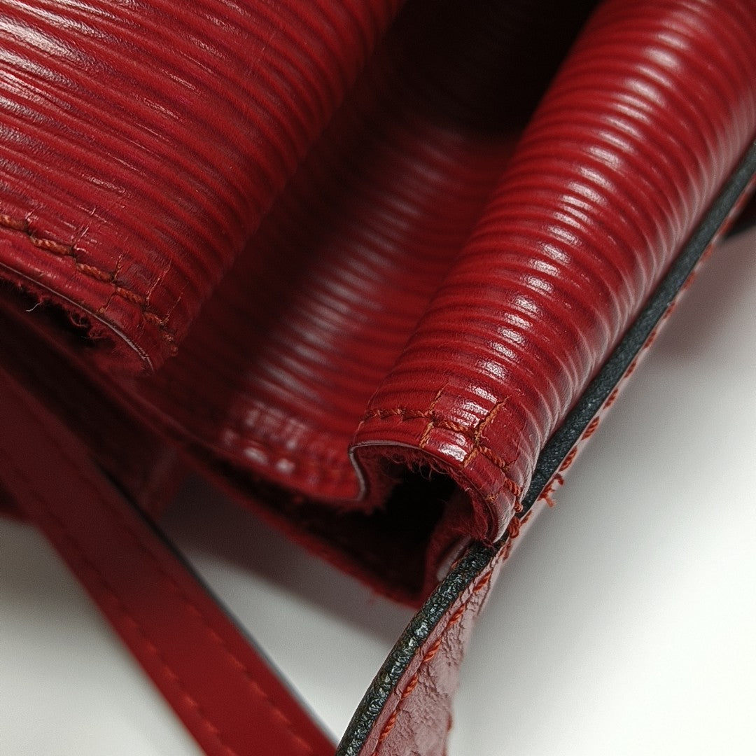 D'EPAULE Epi Red