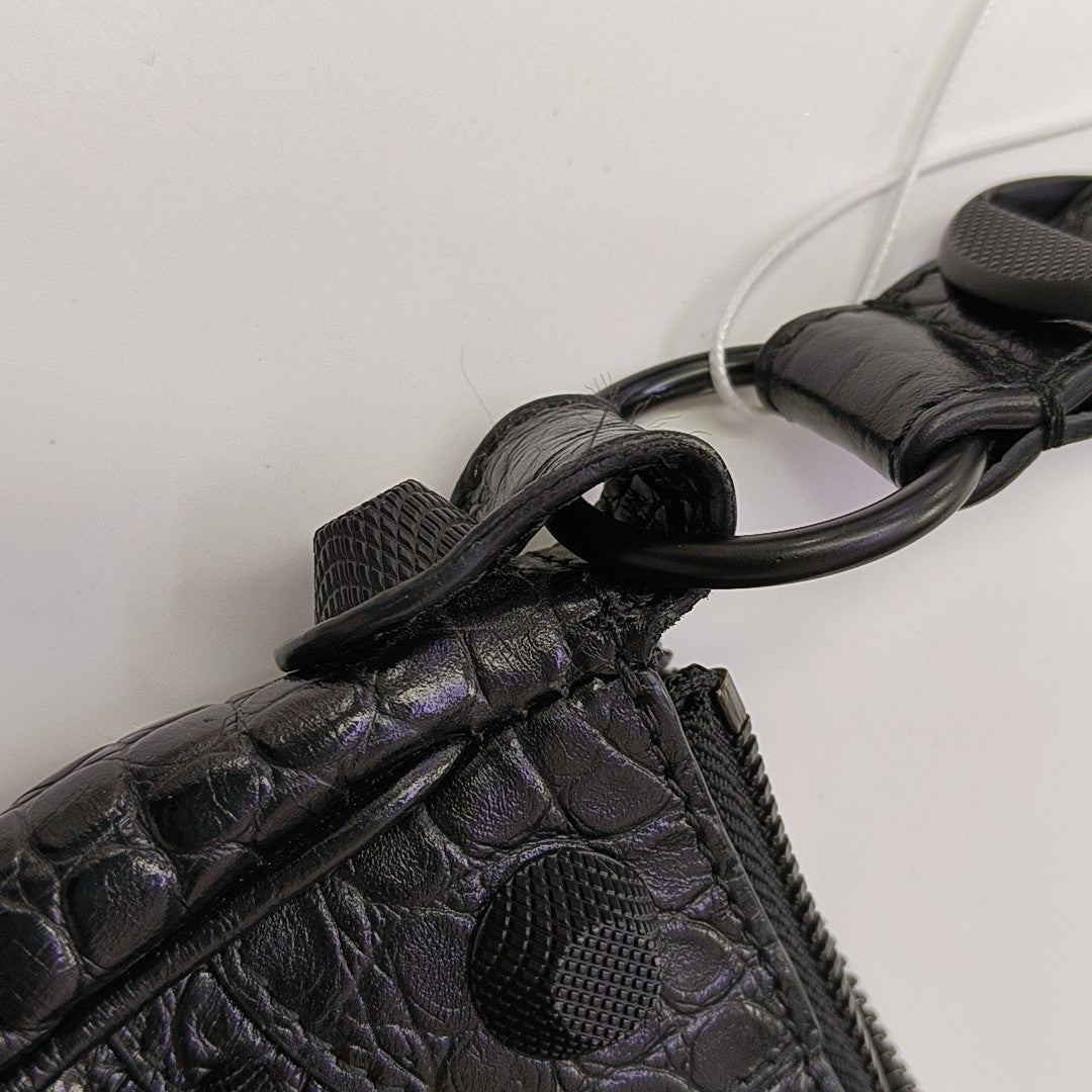 Le Cagole Mini Calfskin Black