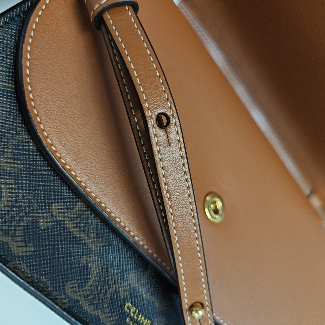 TRIOMPHE CANVAS Small Coated Canvas Brown