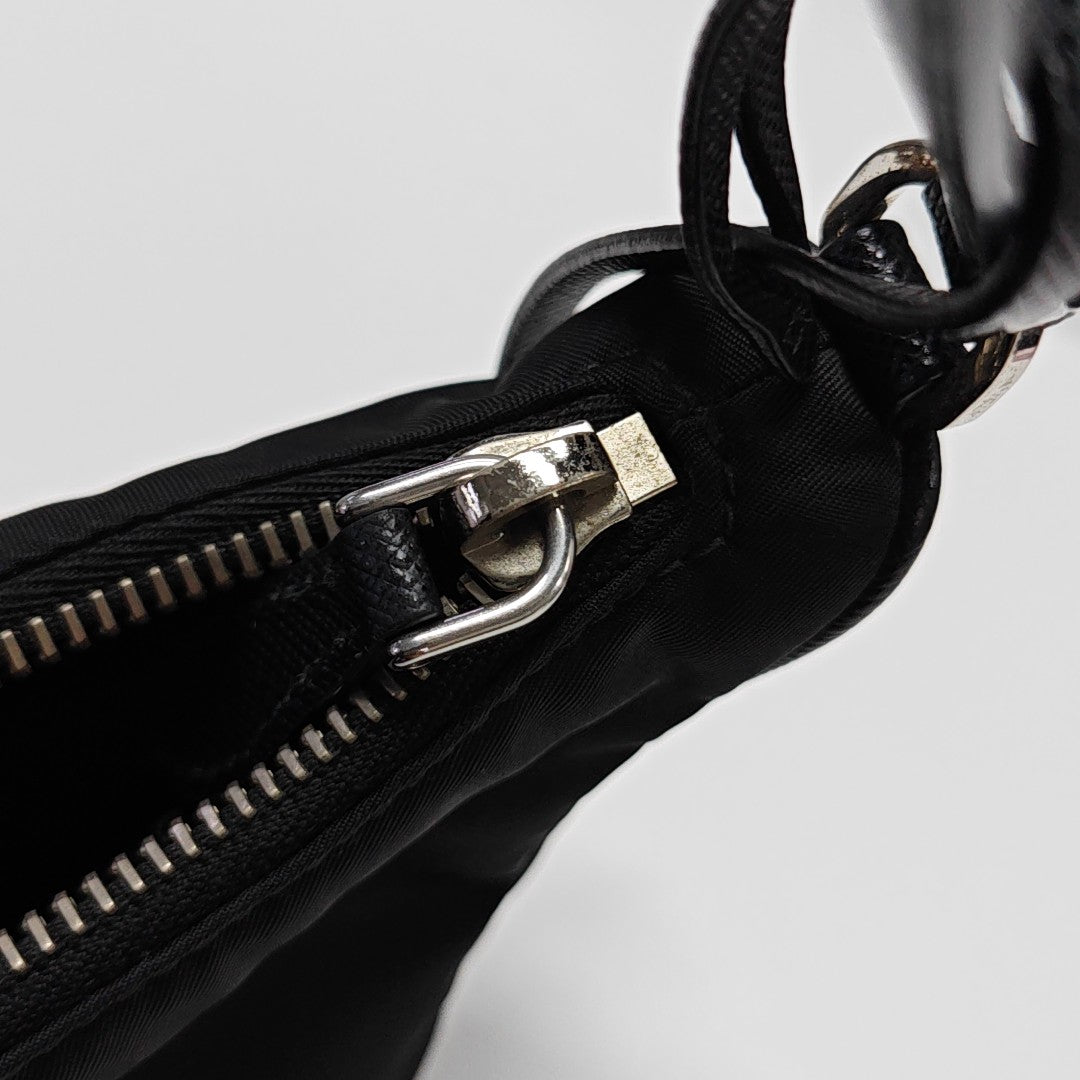 Re-Edition2005 Mini Nylon Black