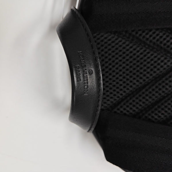 Takeoff Calfskin Black